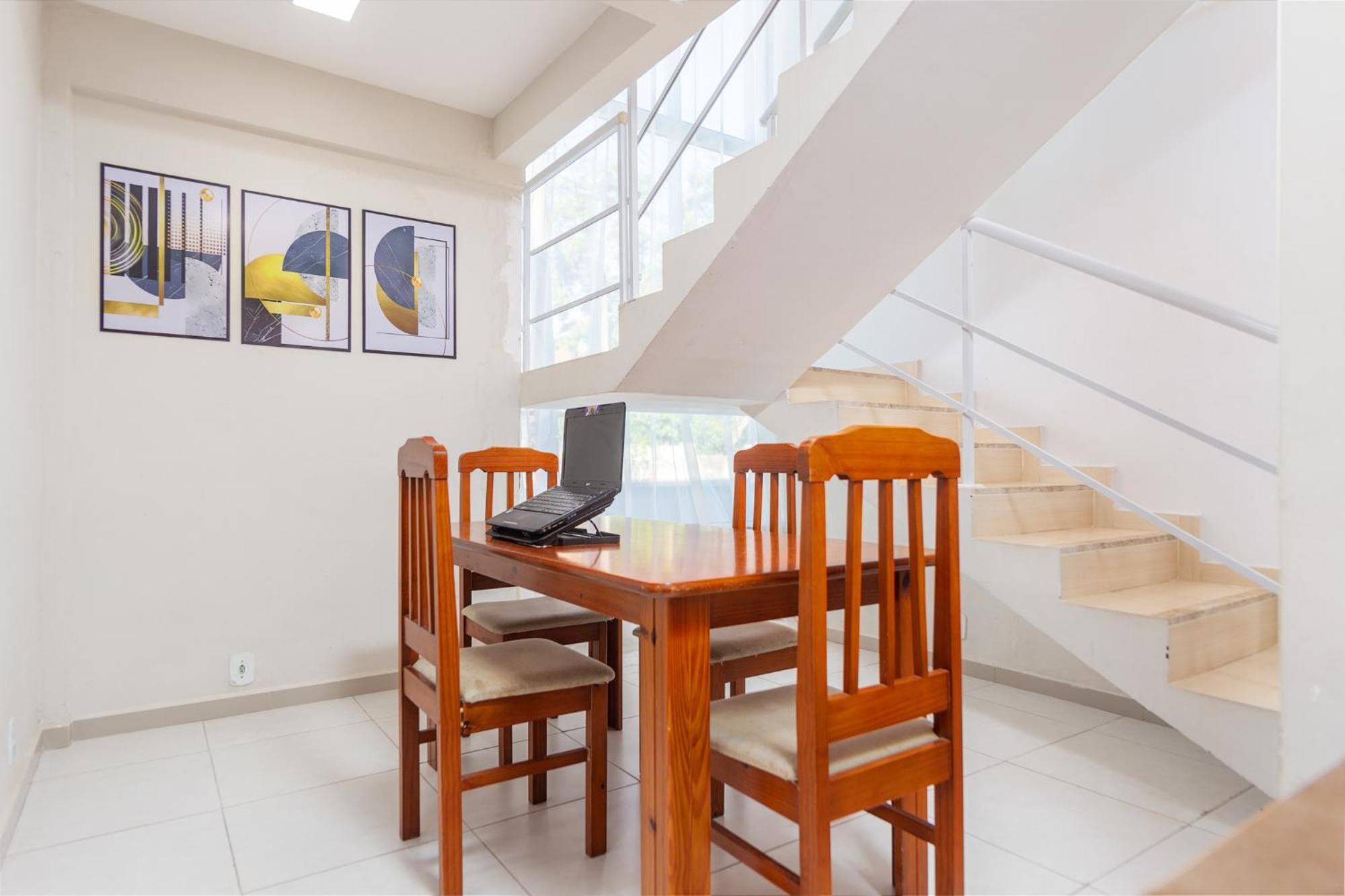 Refugio Tropical Casa De Praia Com Piscina Aquecida E 4 Suites E Garagem 3 Carros, 800 Mtrs Da Praia Internet 700 Mbps, Condominio Privado Com Pista De Skate , Quadra De Futevolei , Campos E Quadras De Futebol! Cabo Frio Exterior photo